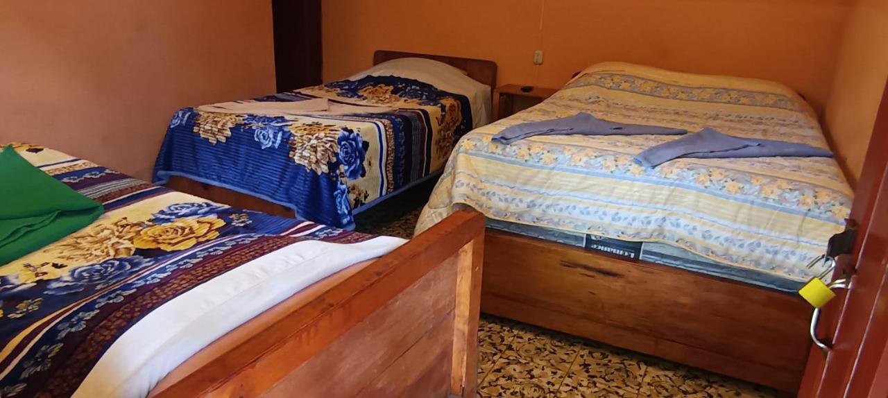 Hospedaje Santo Domingo Panajachel Dış mekan fotoğraf