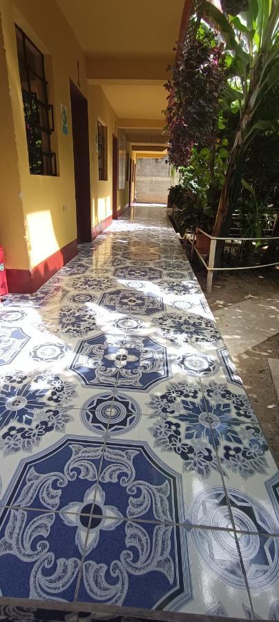 Hospedaje Santo Domingo Panajachel Dış mekan fotoğraf