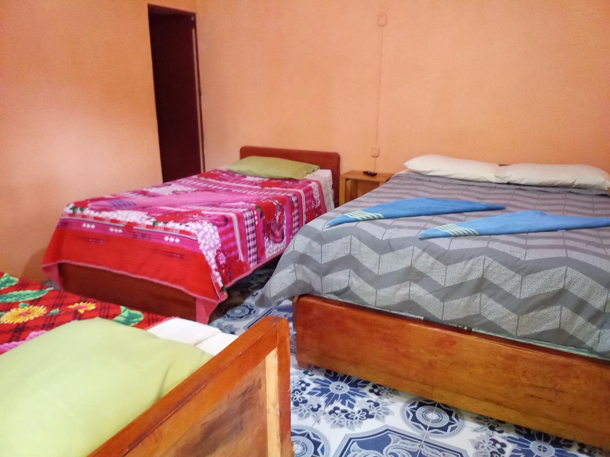 Hospedaje Santo Domingo Panajachel Dış mekan fotoğraf
