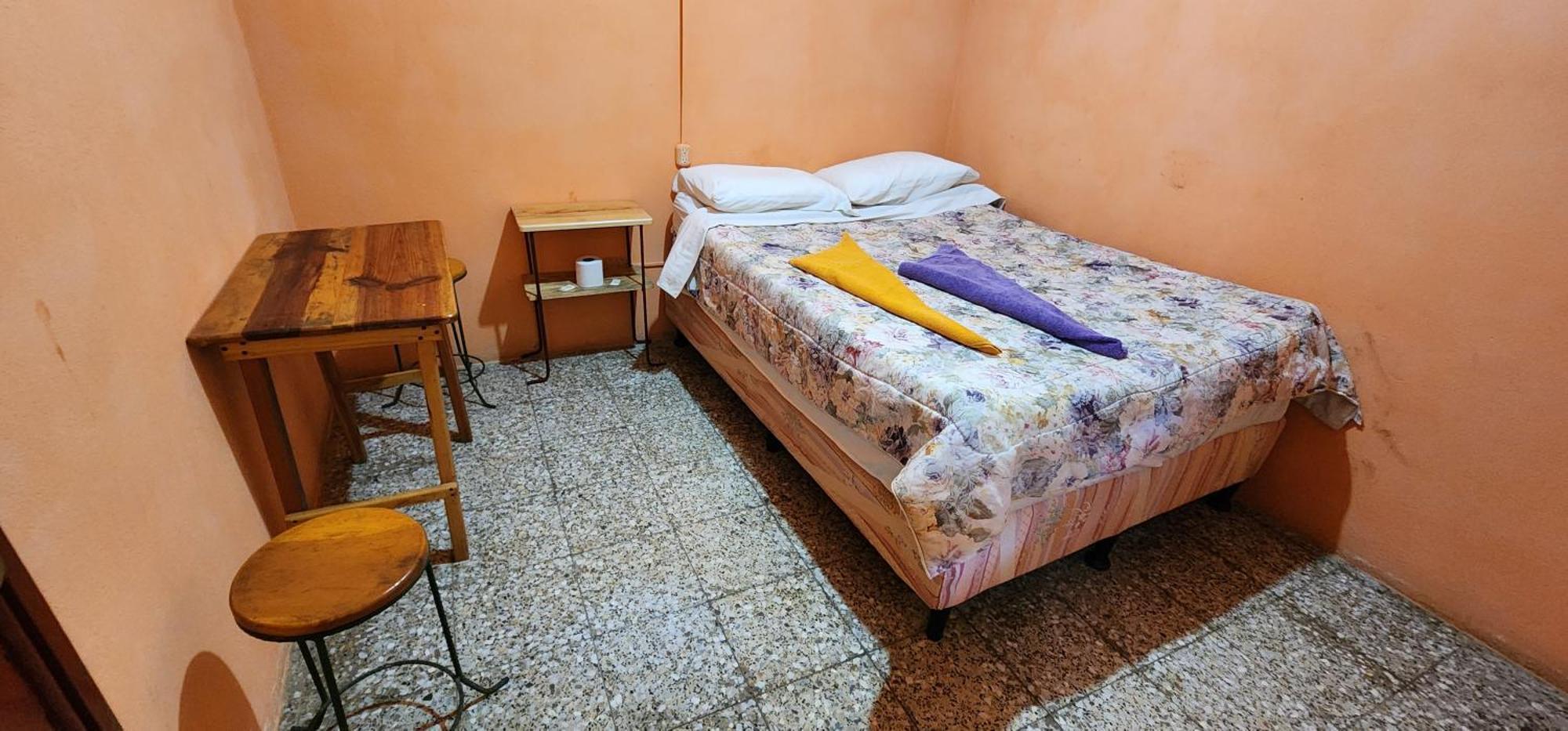 Hospedaje Santo Domingo Panajachel Dış mekan fotoğraf