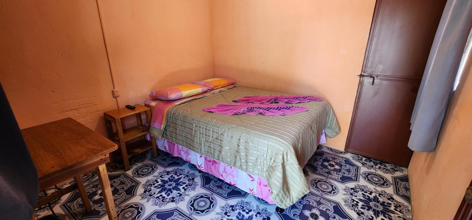 Hospedaje Santo Domingo Panajachel Dış mekan fotoğraf