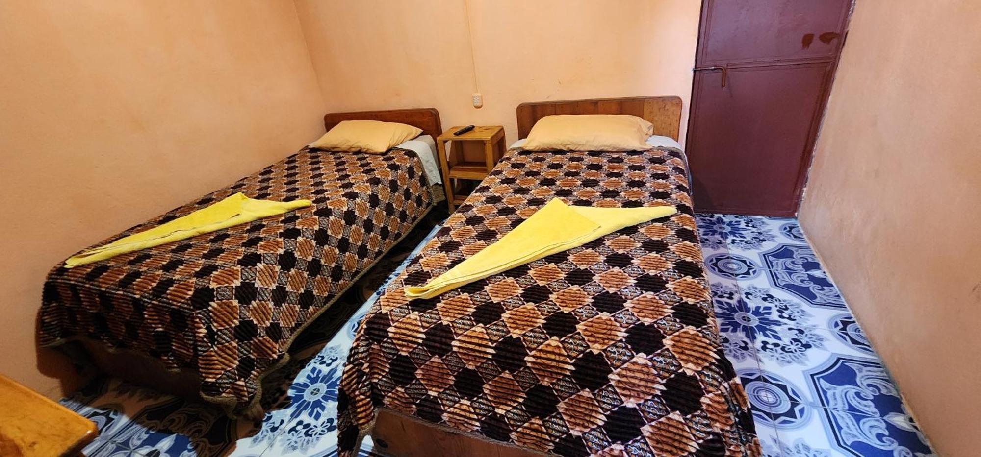 Hospedaje Santo Domingo Panajachel Dış mekan fotoğraf